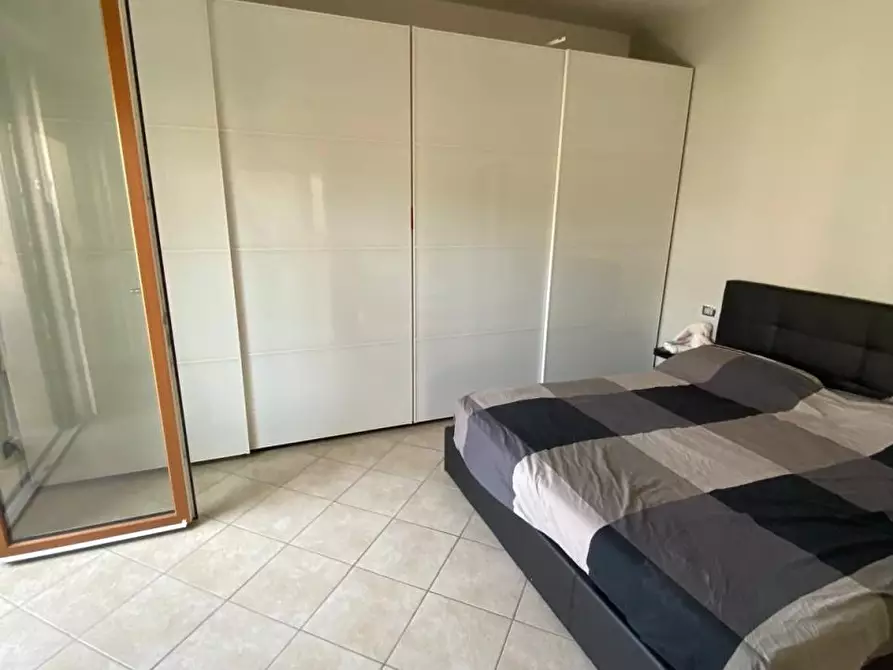 Immagine 4 di Appartamento in vendita  a Cecina