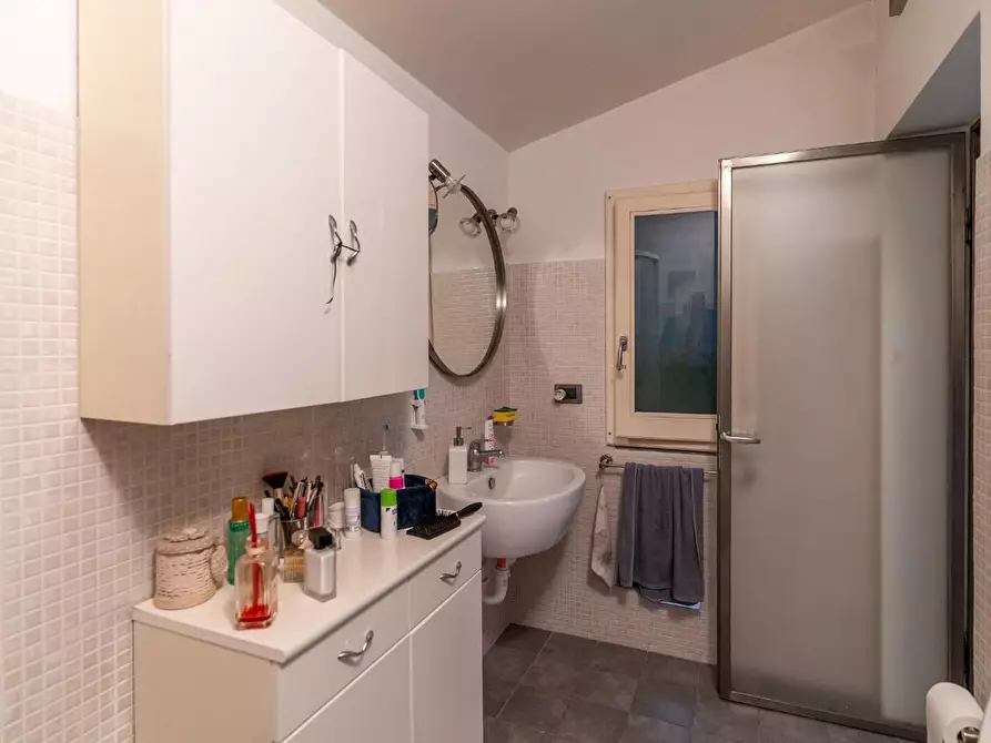 Immagine 33 di Appartamento in vendita  a Empoli