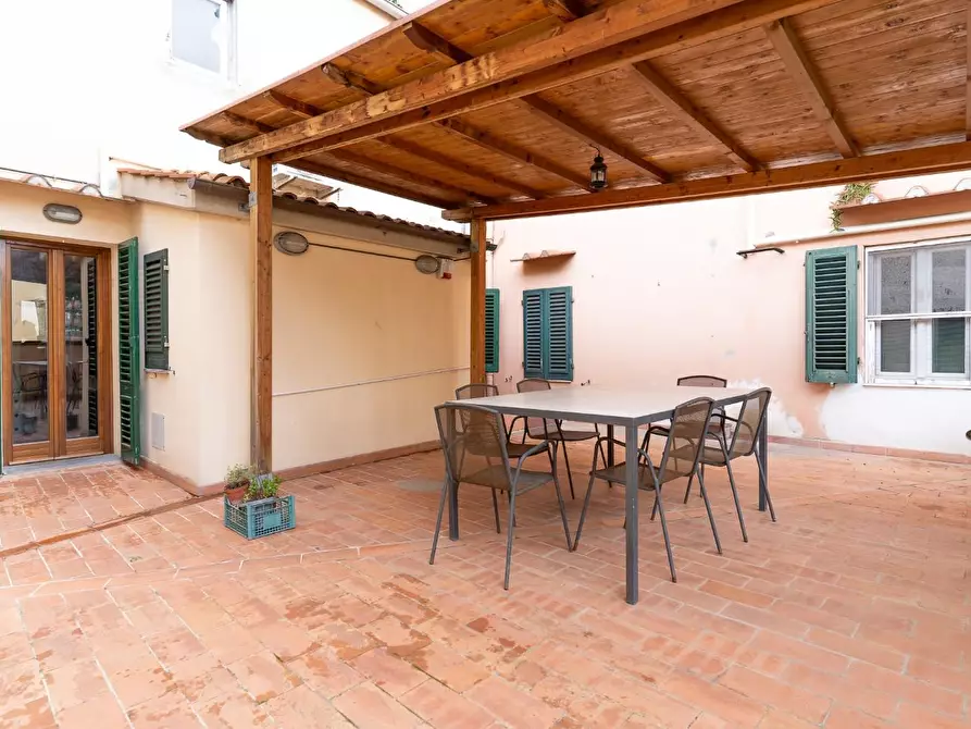 Immagine 2 di Appartamento in vendita  a Empoli