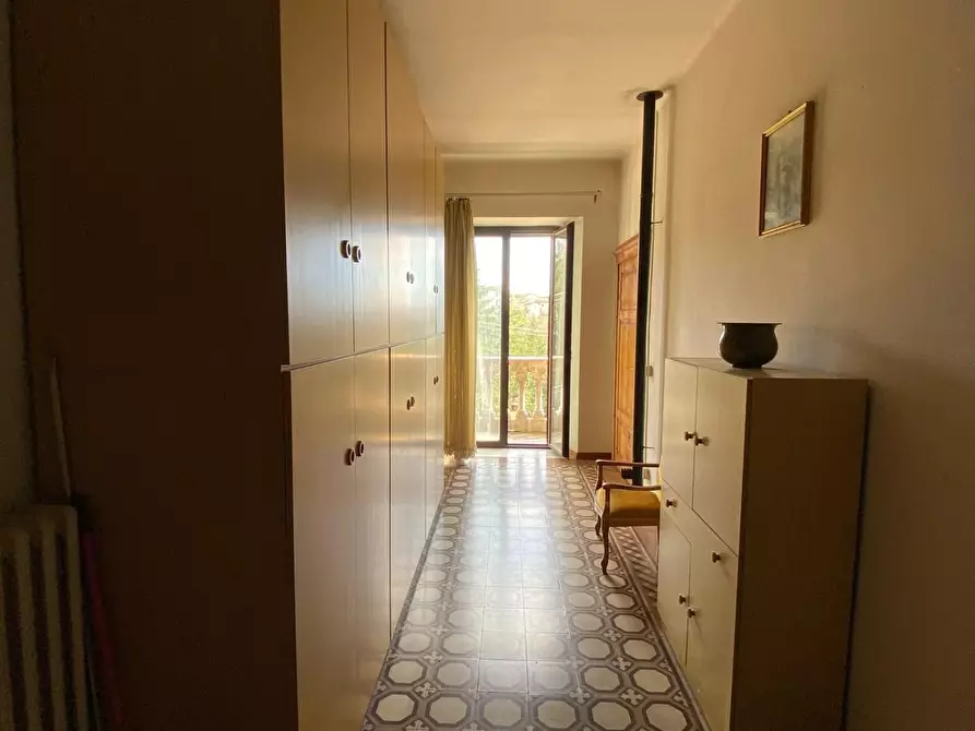 Immagine 12 di Casa indipendente in vendita  a Castiglione Di Garfagnana