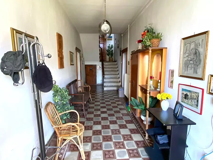 Immagine 3 di Casa indipendente in vendita  a Castiglione Di Garfagnana