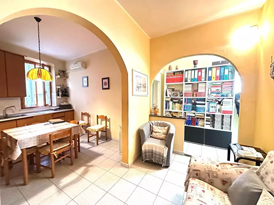 Immagine 28 di Appartamento in vendita  a Empoli