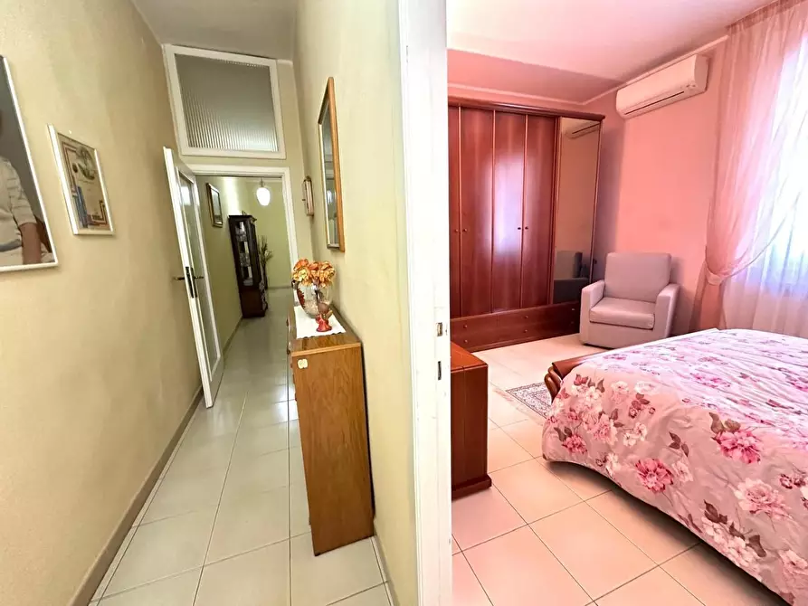 Immagine 12 di Appartamento in vendita  a Empoli