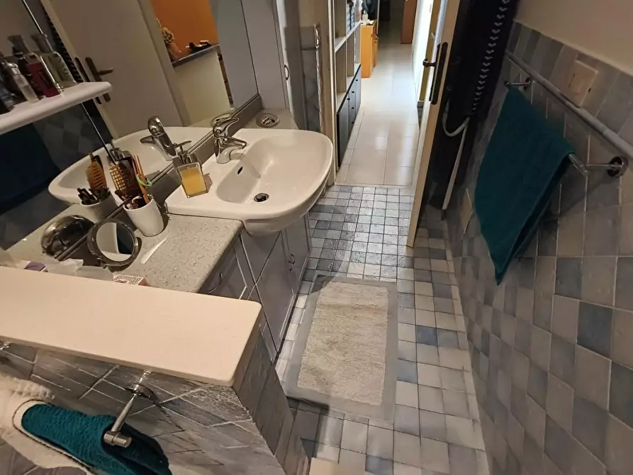 Immagine 24 di Appartamento in vendita  a Empoli