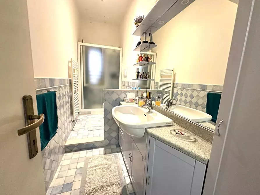 Immagine 21 di Appartamento in vendita  a Empoli