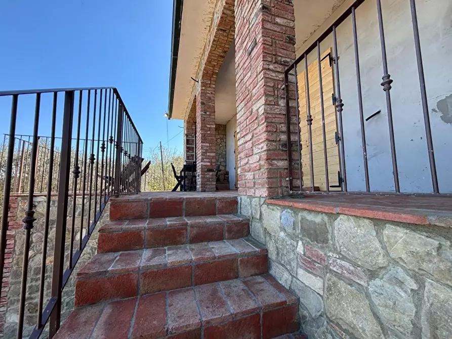 Immagine 6 di Rustico / casale in vendita  a Chianni