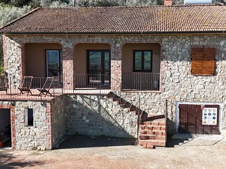 Immagine 2 di Rustico / casale in vendita  a Chianni