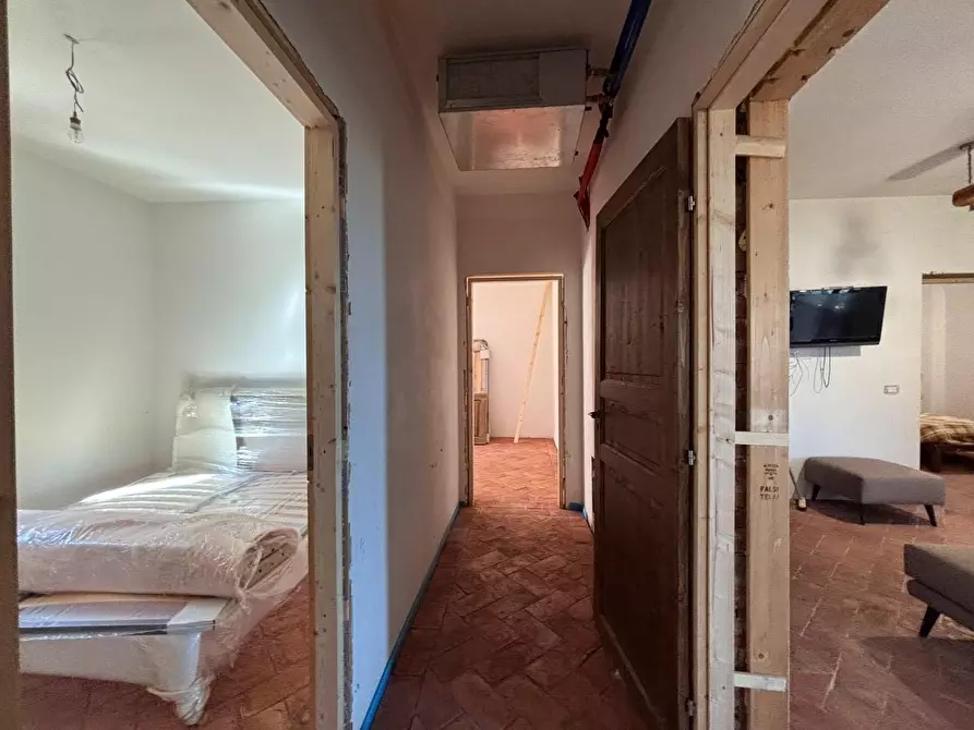 Immagine 15 di Rustico / casale in vendita  a Chianni