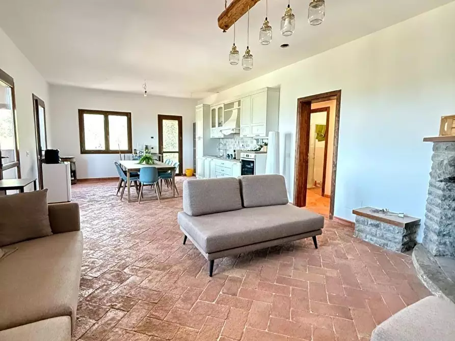 Immagine 26 di Rustico / casale in vendita  a Chianni