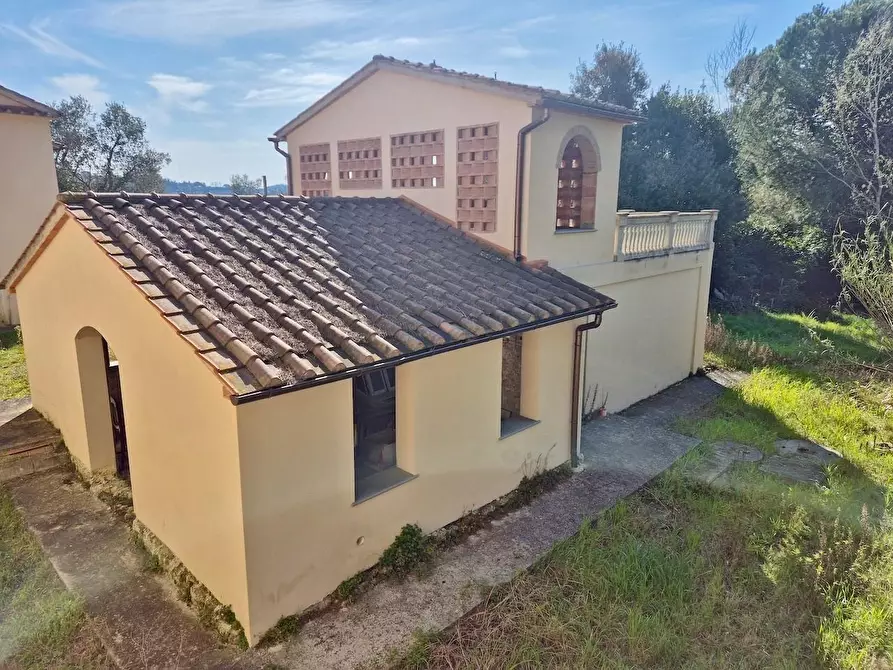 Immagine 18 di Rustico / casale in vendita  a Casciana Terme Lari