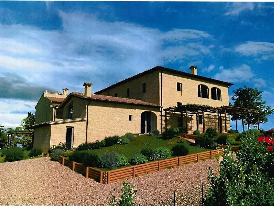 Immagine 2 di Appartamento in vendita  a Siena