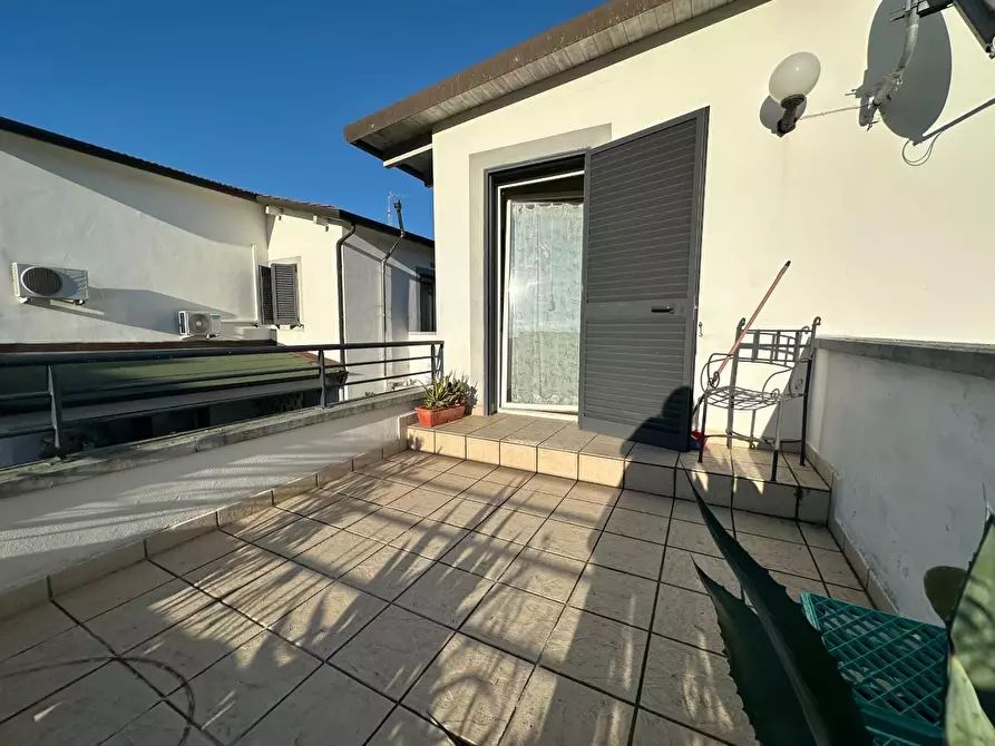 Immagine 48 di Terratetto in vendita  a Viareggio