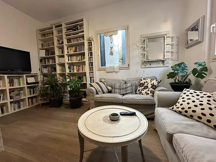 Immagine 3 di Terratetto in vendita  a Viareggio