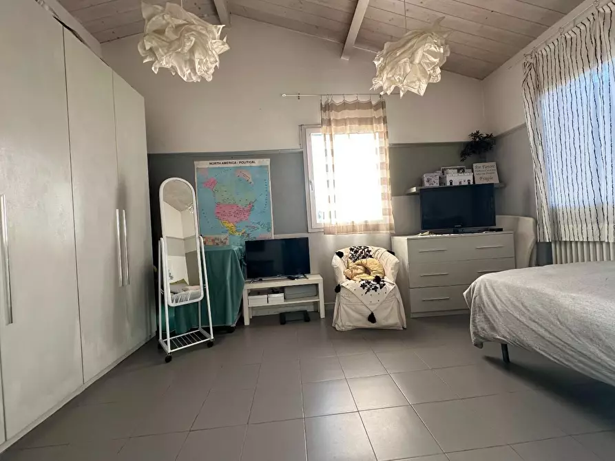 Immagine 59 di Terratetto in vendita  a Viareggio