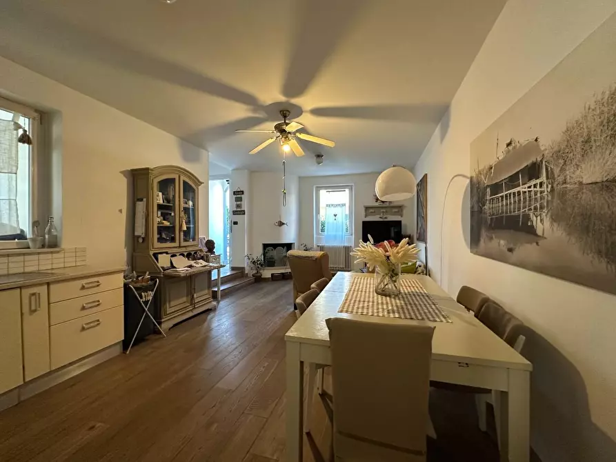 Immagine 8 di Terratetto in vendita  a Viareggio