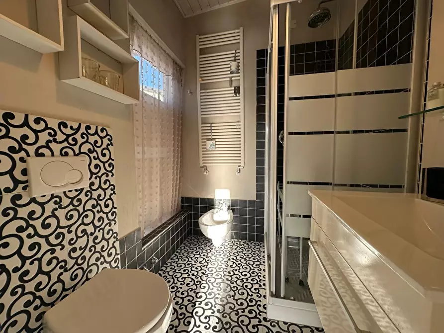 Immagine 42 di Terratetto in vendita  a Viareggio