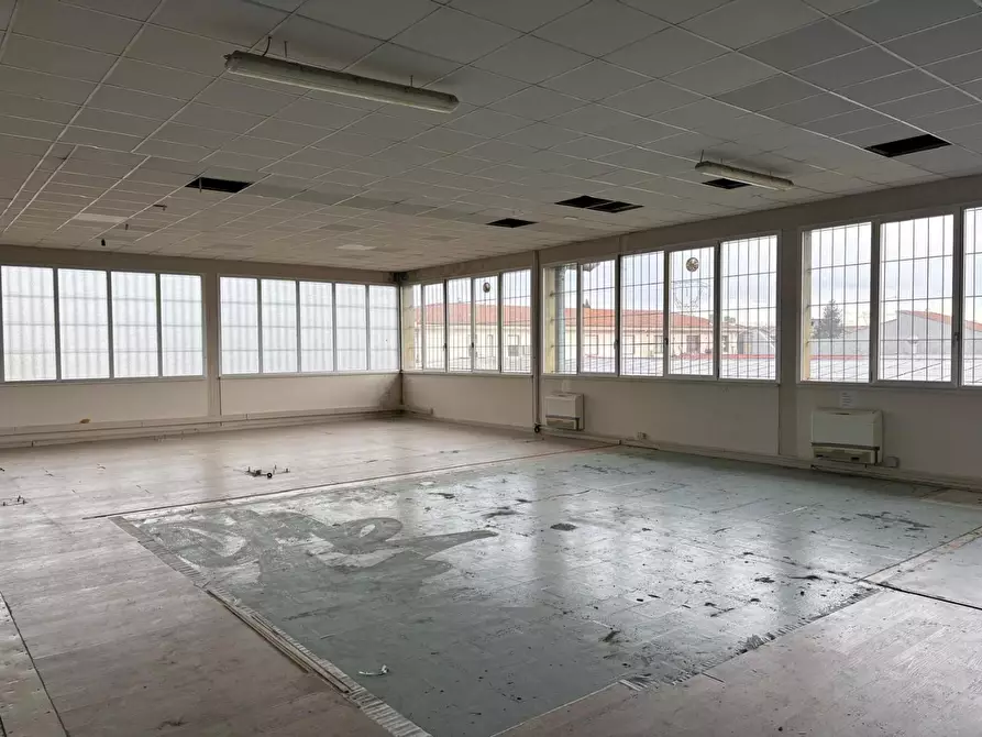 Immagine 1 di Capannone industriale in vendita  a Empoli