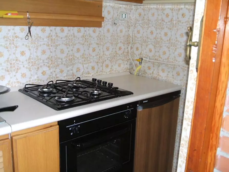 Immagine 5 di Appartamento in vendita  a Carrara