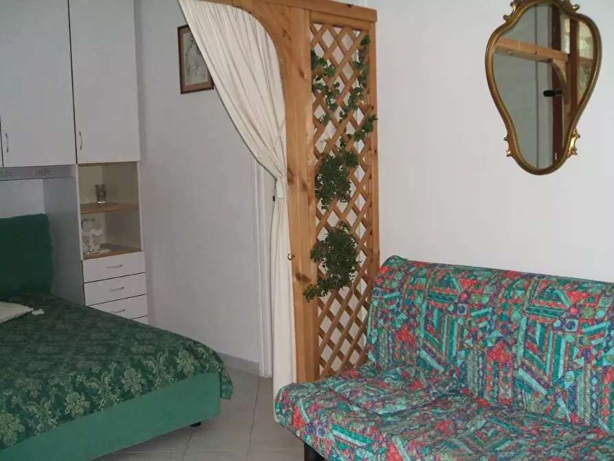 Immagine 8 di Appartamento in vendita  a Carrara