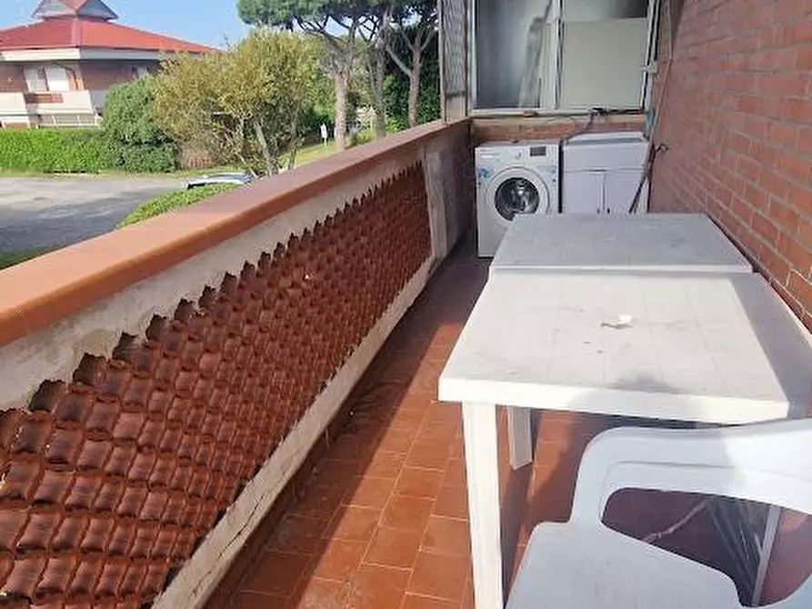 Immagine 13 di Appartamento in vendita  a Carrara