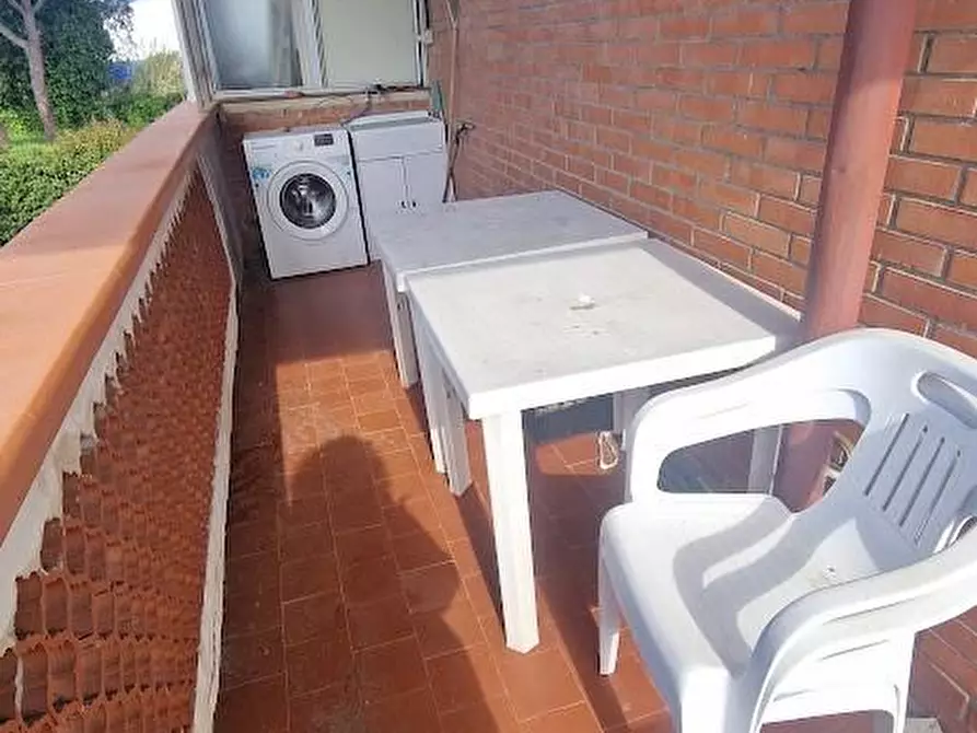 Immagine 15 di Appartamento in vendita  a Carrara