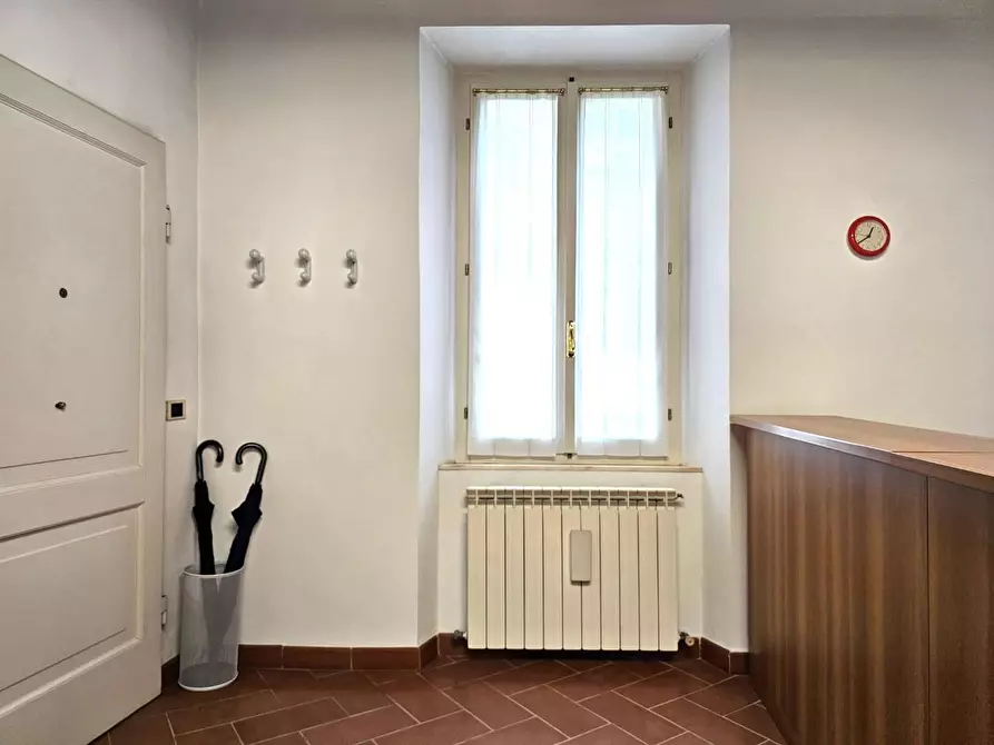 Immagine 35 di Appartamento in vendita  a Siena