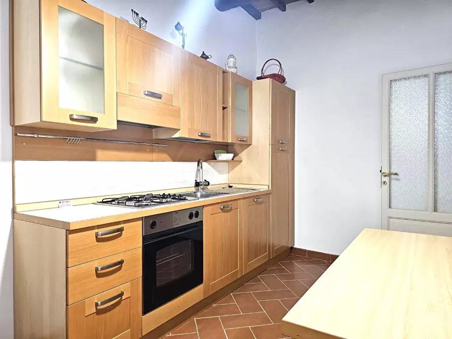 Immagine 18 di Appartamento in vendita  a Siena