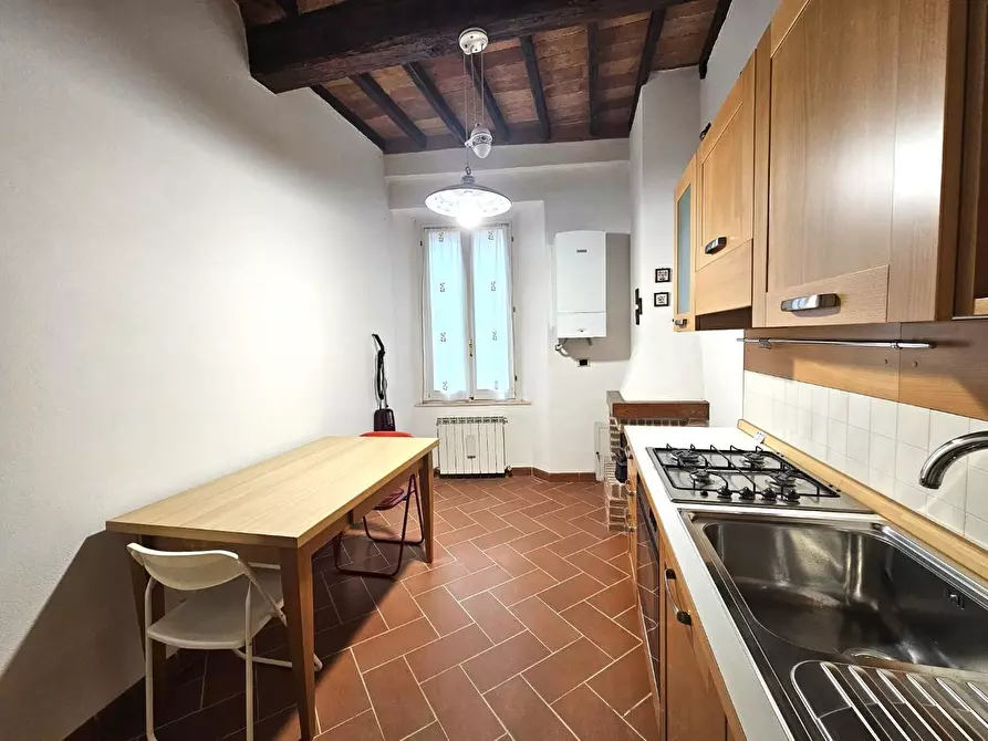 Immagine 16 di Appartamento in vendita  a Siena