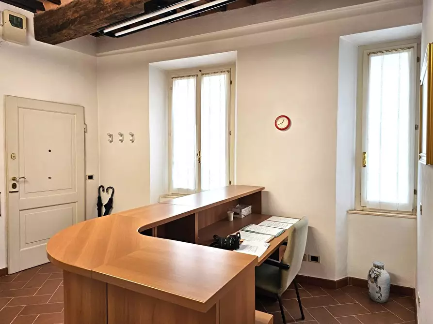 Immagine 32 di Appartamento in vendita  a Siena