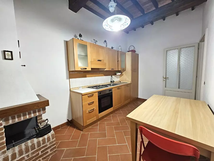 Immagine 20 di Appartamento in vendita  a Siena