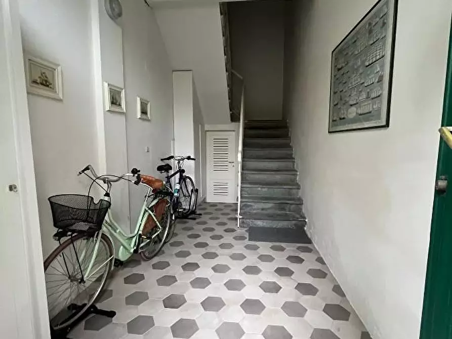 Immagine 15 di Appartamento in vendita  a Forte Dei Marmi