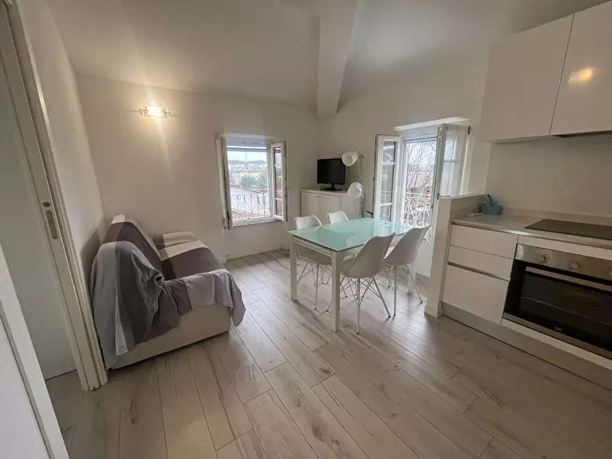 Immagine 3 di Appartamento in vendita  a Forte Dei Marmi