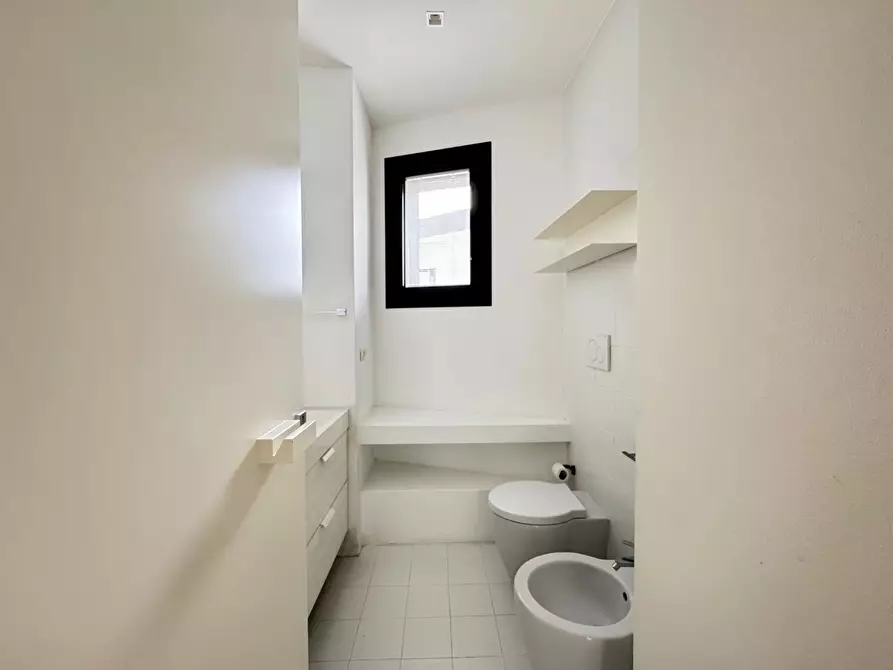 Immagine 16 di Appartamento in vendita  a Empoli