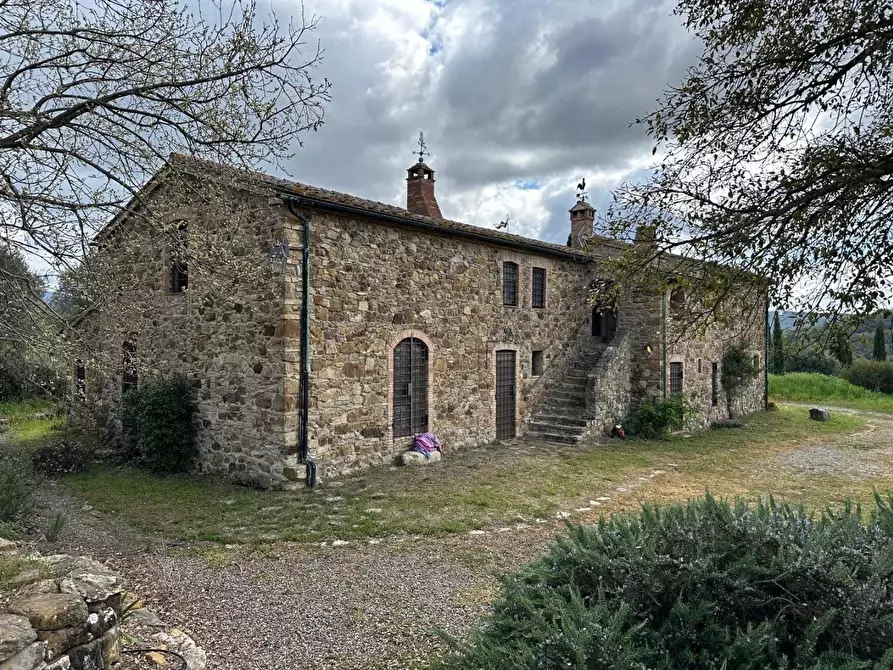 Immagine 11 di Casa colonica in vendita  a Suvereto