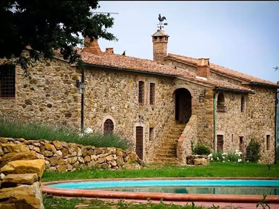 Immagine 7 di Casa colonica in vendita  a Suvereto