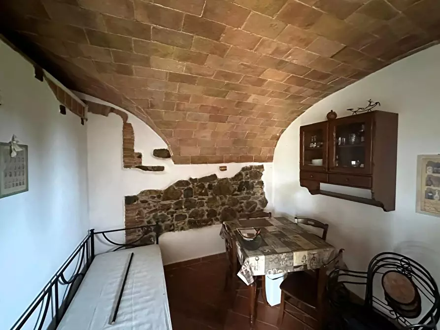 Immagine 24 di Casa colonica in vendita  a Suvereto