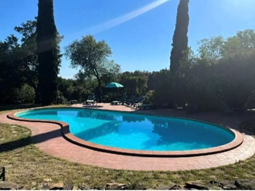 Immagine 34 di Casa colonica in vendita  a Suvereto