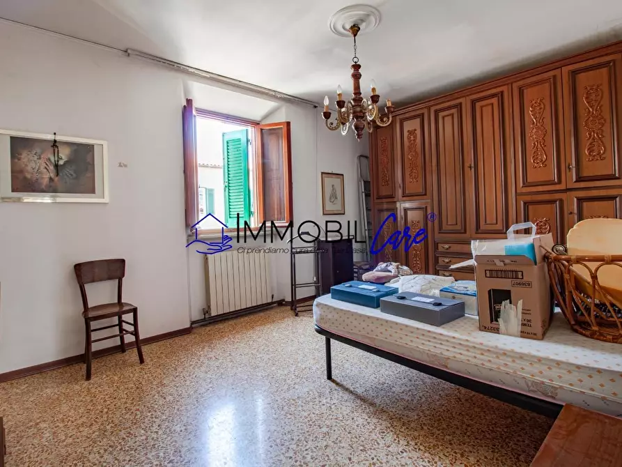 Immagine 8 di Appartamento in vendita  a Livorno