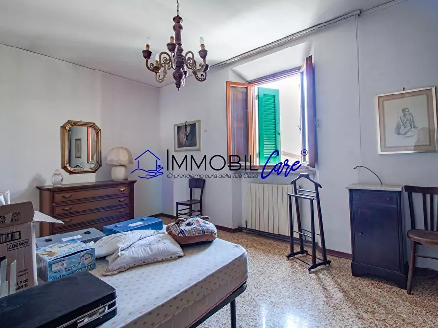 Immagine 10 di Appartamento in vendita  a Livorno