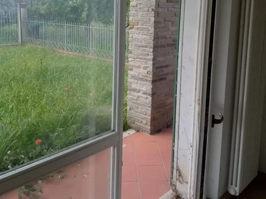 Immagine 9 di Casa trifamiliare in vendita  a Carrara