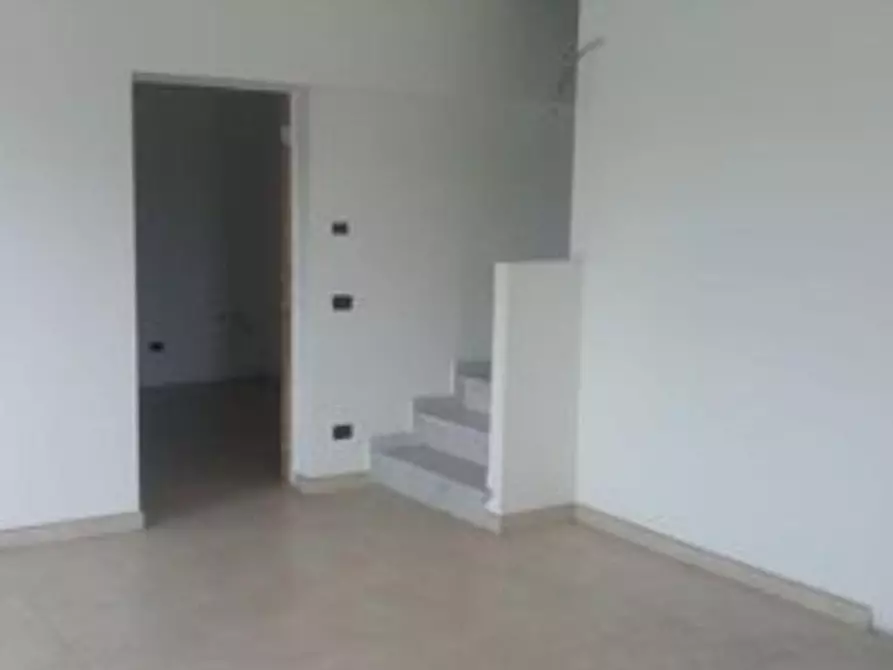 Immagine 14 di Casa trifamiliare in vendita  a Carrara