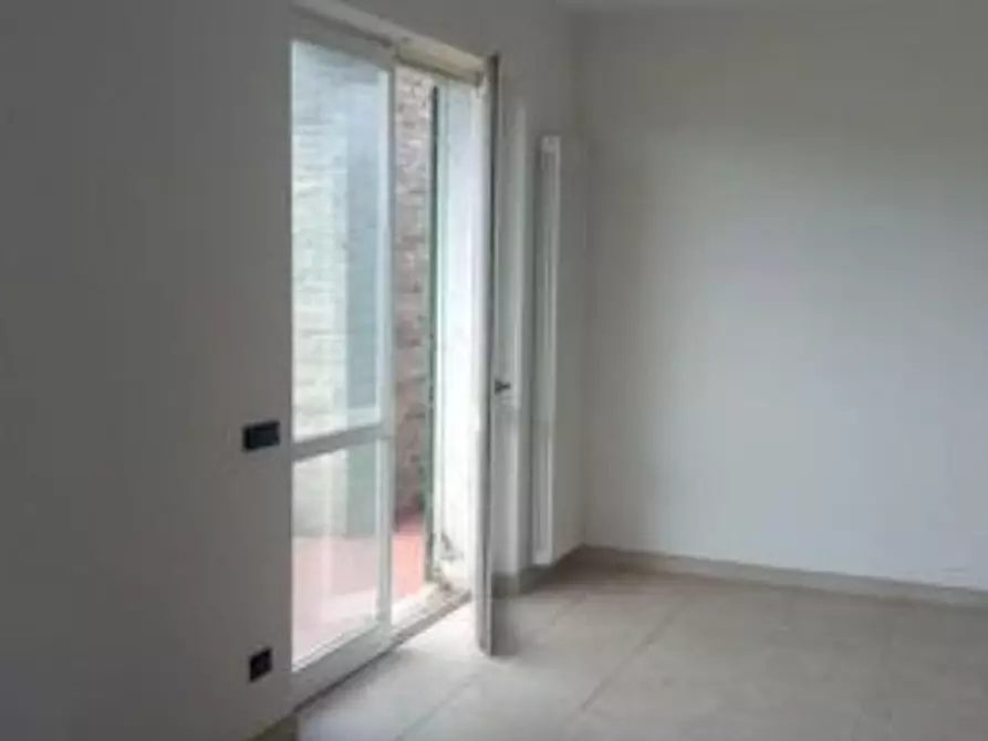 Immagine 13 di Casa trifamiliare in vendita  a Carrara