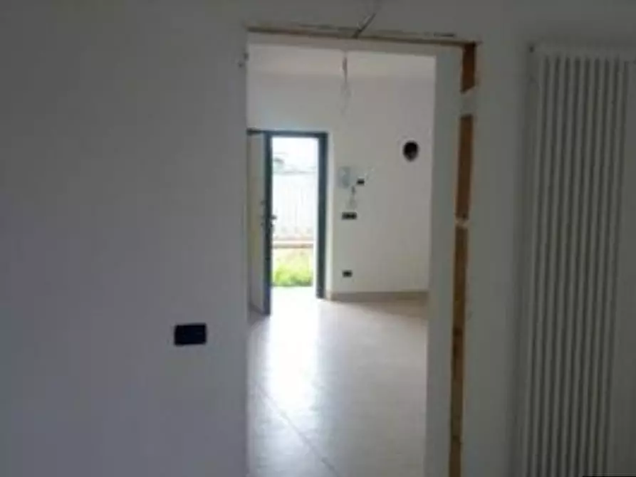 Immagine 11 di Casa trifamiliare in vendita  a Carrara