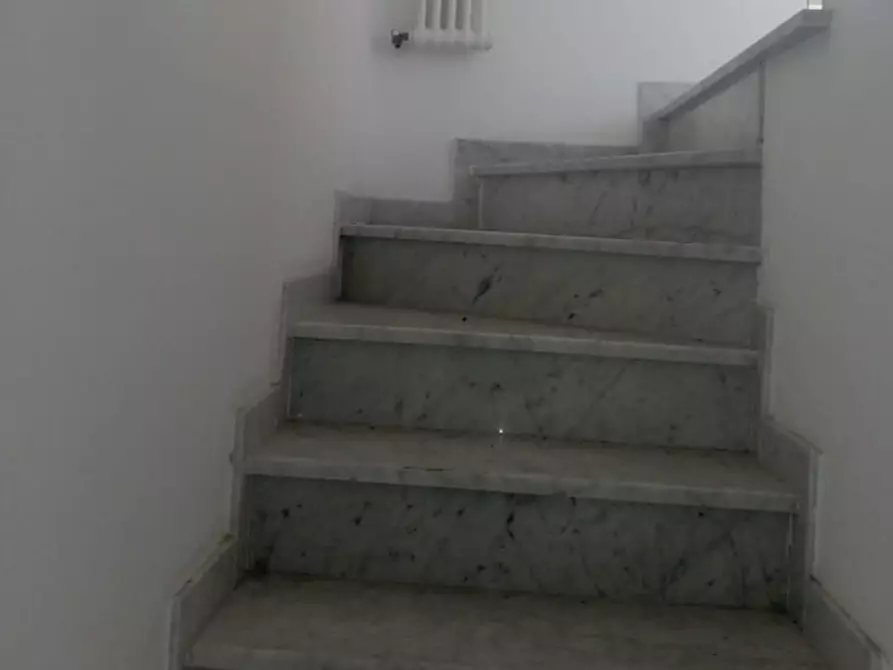 Immagine 19 di Casa trifamiliare in vendita  a Carrara