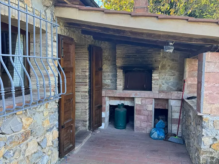 Immagine 2 di Rustico / casale in vendita  a Castelnuovo Val Di Cecina