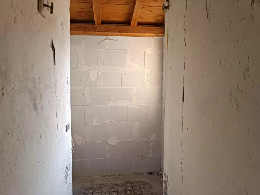 Immagine 15 di Casa indipendente in vendita  a Gallicano