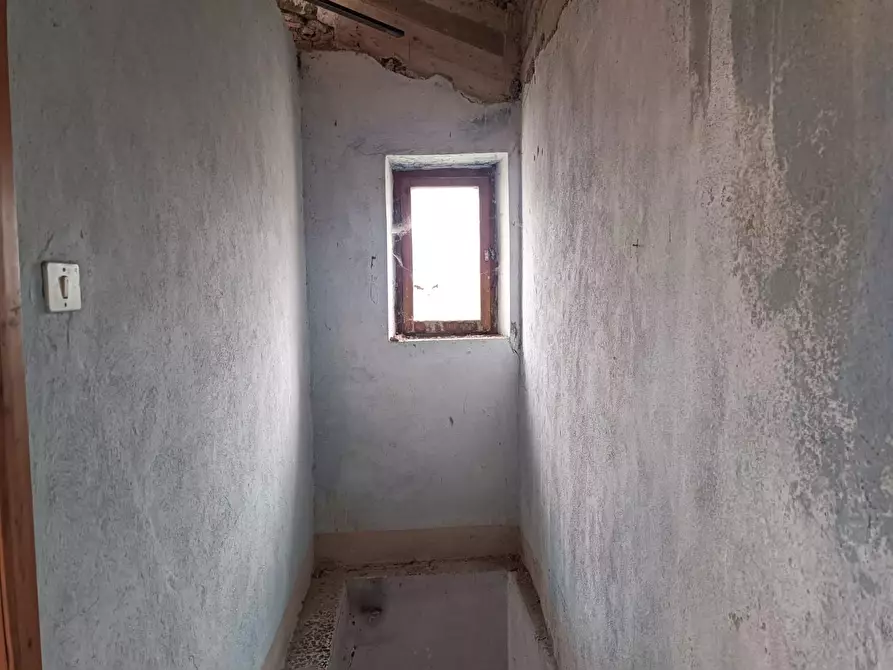 Immagine 9 di Casa indipendente in vendita  a Gallicano