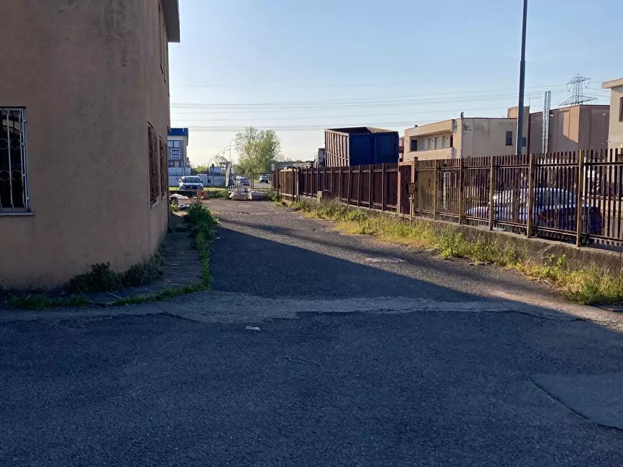 Immagine 3 di Capannone industriale in vendita  a Calcinaia