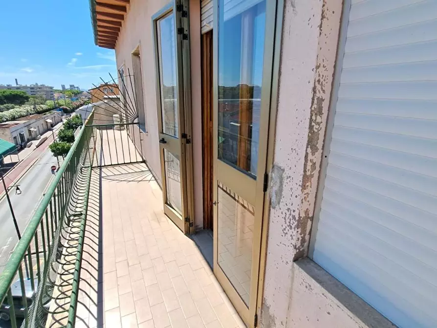 Immagine 13 di Appartamento in vendita  a Rosignano Marittimo