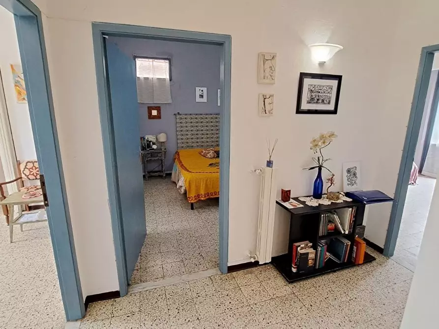 Immagine 17 di Appartamento in vendita  a Rosignano Marittimo